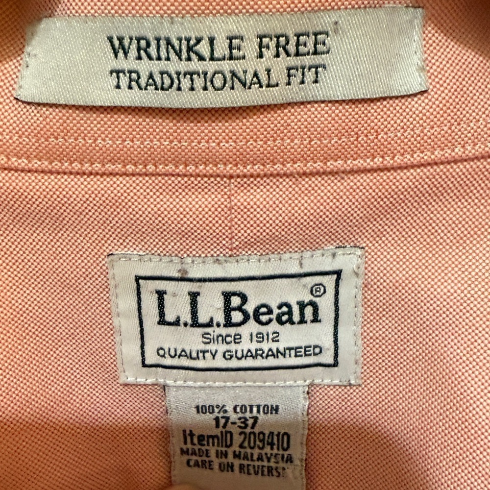 L.L. Bean Pink Cotton Casual Button Down Shirt - Picture 4 of 6
